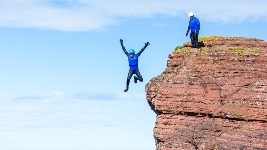 big jump Seacliff East Lothian Outlander season one 1600