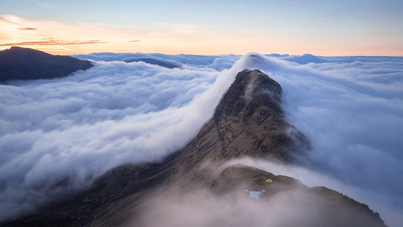 Suilven wild camping Assynt Scotland 1600