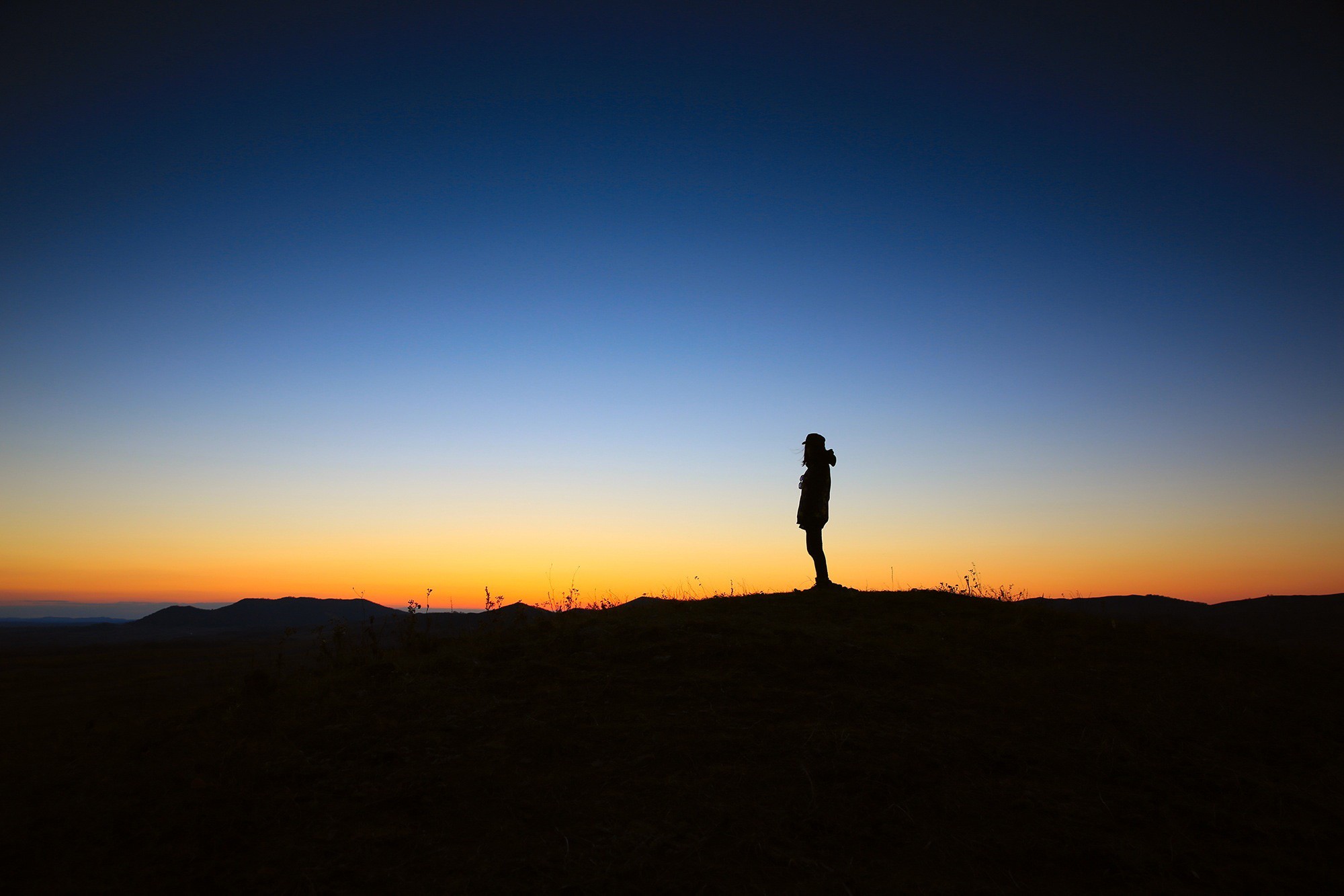 twilight alone sunset dawn nature