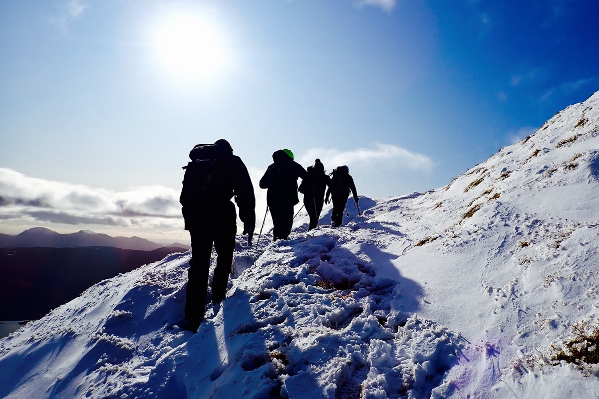 Winter mountaineering in Scotland. Tarmachan ridge