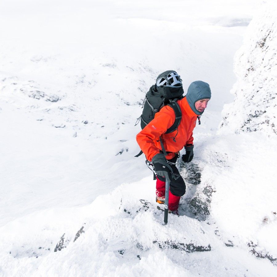 winter skills and experience course with ice axe and crampons in glen coe scotland