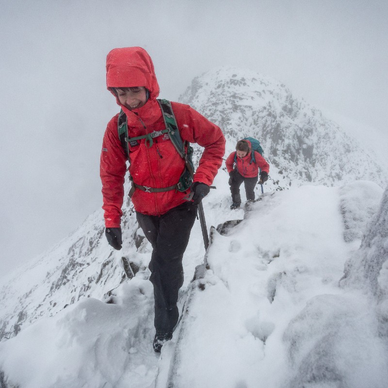 Winter skills course and winter mountaineering in snow in Glen Coe
