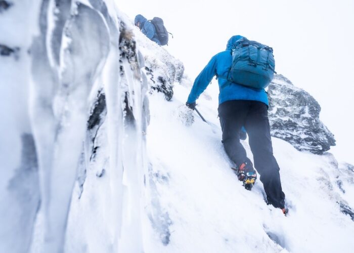 winter skills courses mountaineering and hillwalking scotland