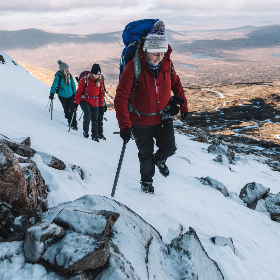 the best munros for winter hillwalking and mountaineering scotland