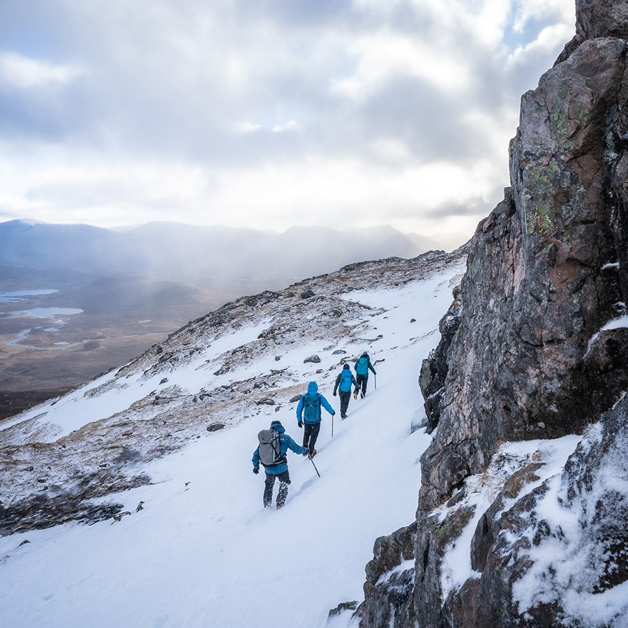 winter mountain skills courses for beginners scotland